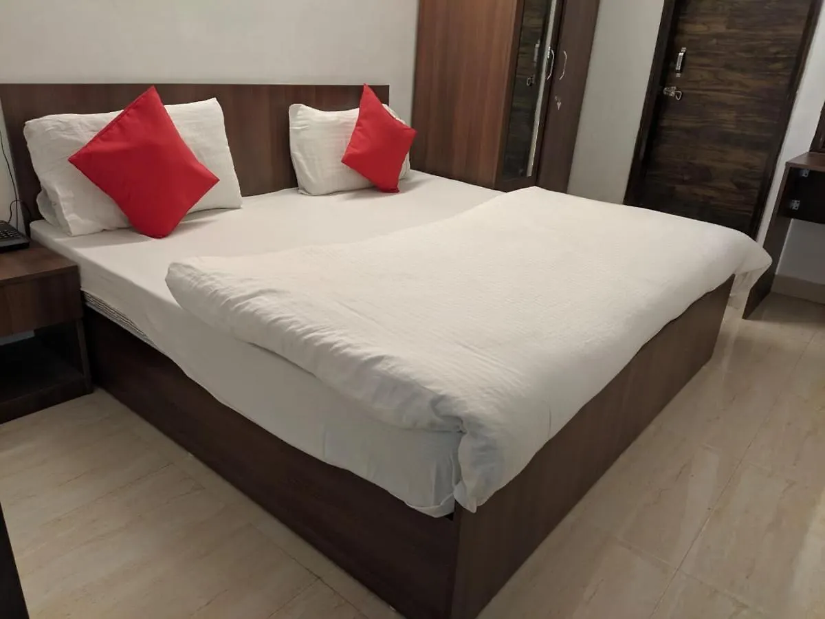 Adb Rooms Hotel Toravio contacts